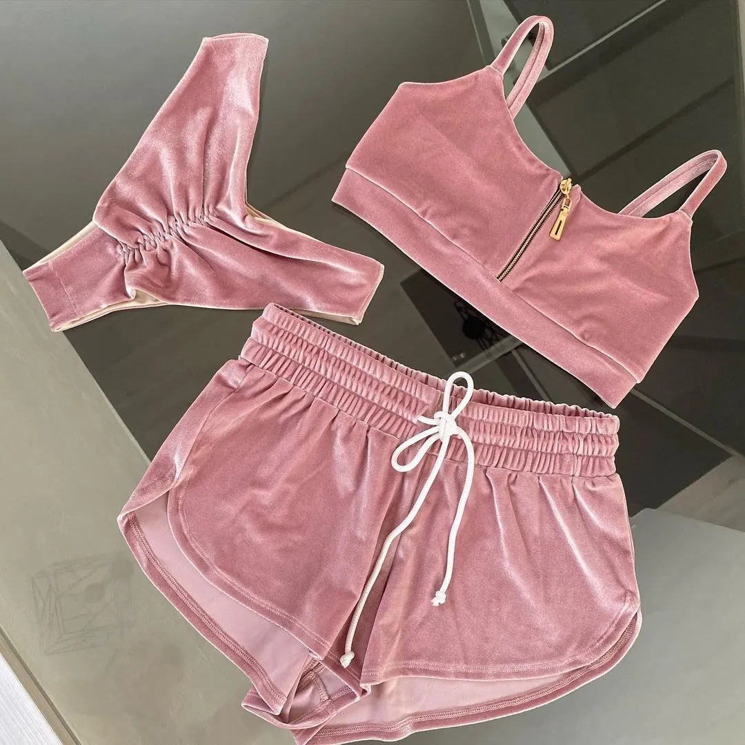 Twerk velvet loose shorts